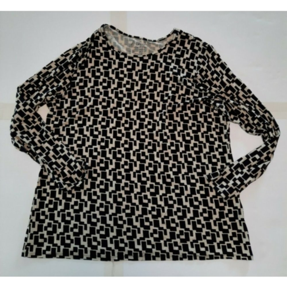 Chicos Womens pullover long sleeve black ivory geometric stretch shirt size XL